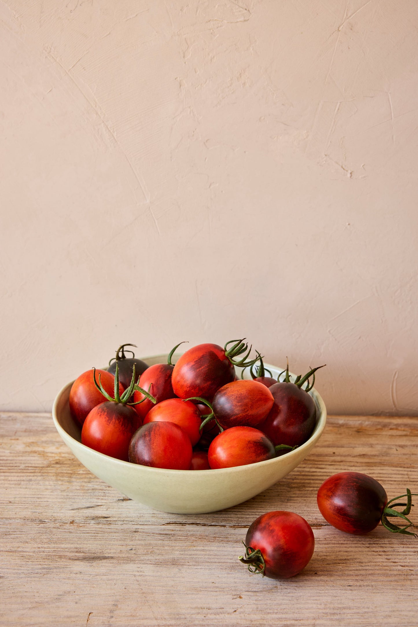 Tomato Black Moon F1 Hybrid Seeds